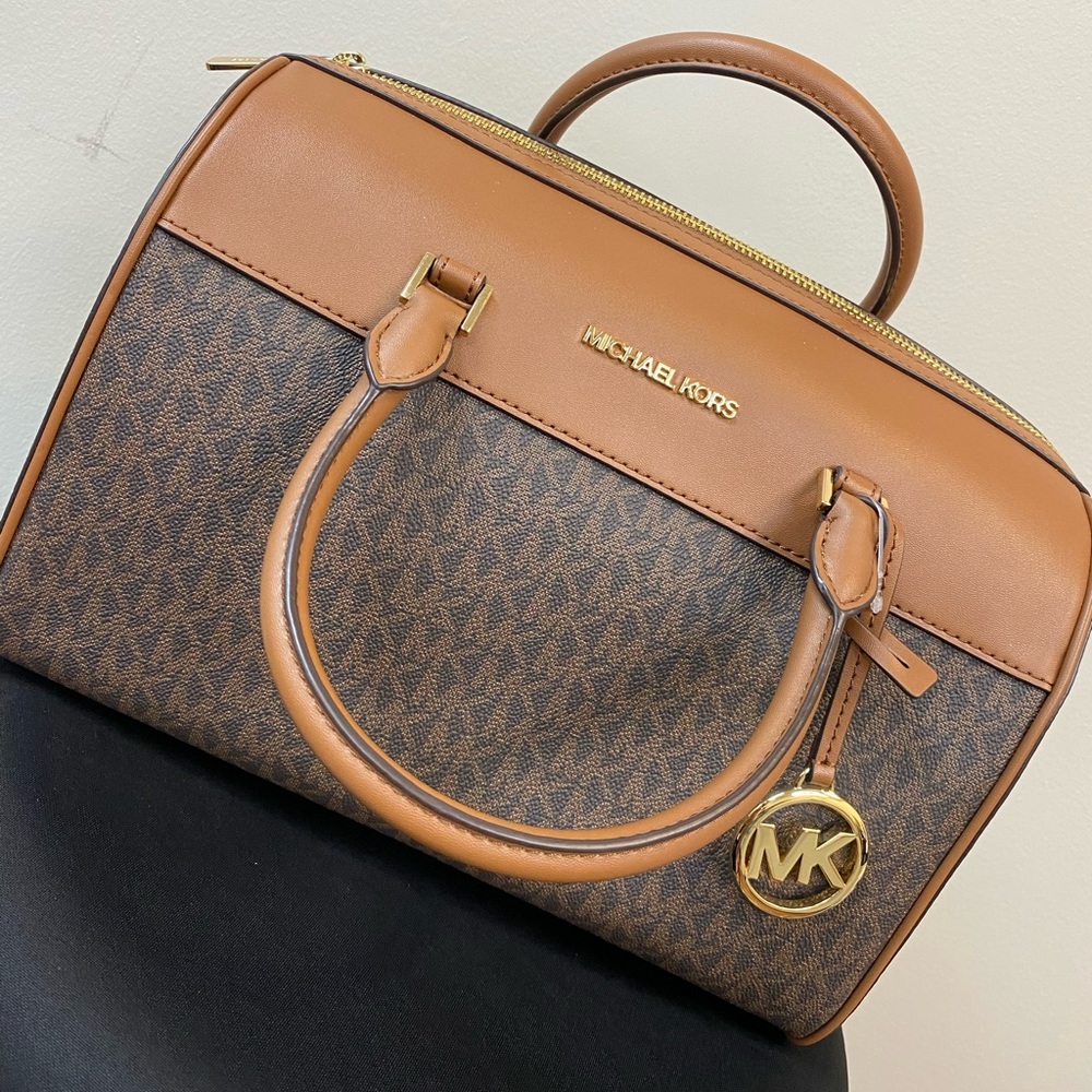 Michael Kors Duffle AUTHENTIC
